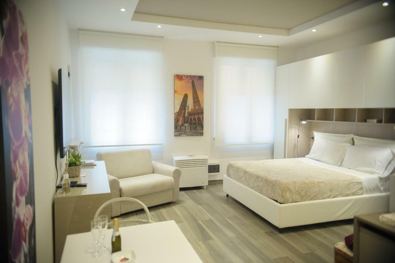 Andrea Luxury Apartments Strada Maggiore Studio 1 Bologna Eksteriør bilde
